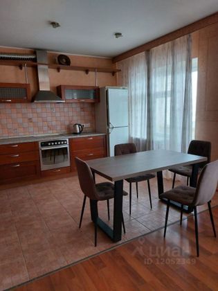 Аренда 3-комнатной квартиры 110 м², 12/12 этаж