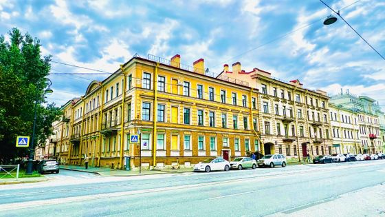 Продажа 2-комнатной квартиры 93,7 м², 2/3 этаж