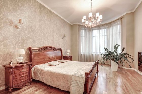 Продажа 3-комнатной квартиры 131 м², 3/8 этаж