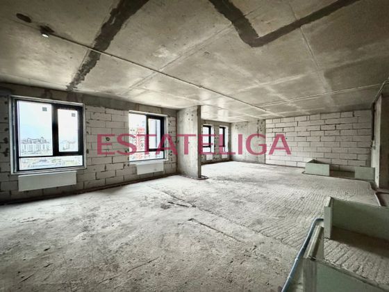 Продажа 4-комнатной квартиры 95 м², 17/31 этаж