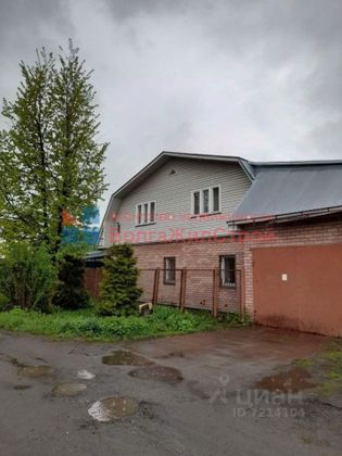 Продажа дома, 300 м², с участком 4,5 сотки