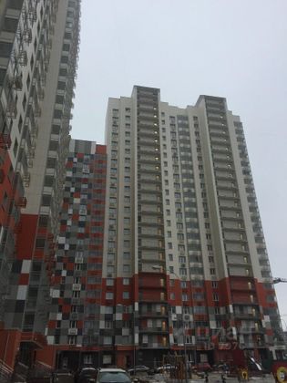 Продажа 1-комнатной квартиры 45 м², 18/27 этаж