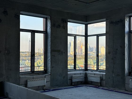 Продажа 4-комнатной квартиры 137 м², 8/14 этаж