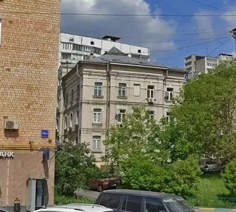 Продажа 2-комнатной квартиры 65 м², 4/4 этаж