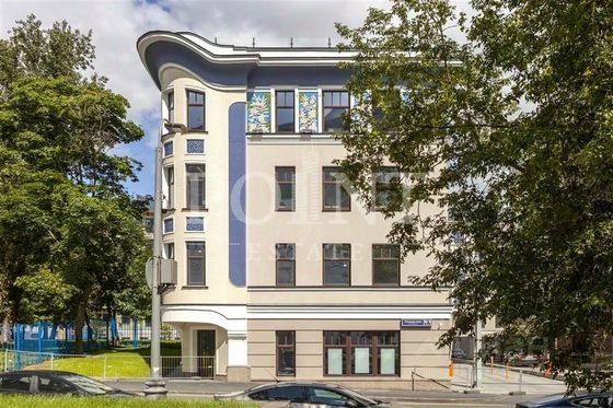 Продажа 4-комнатной квартиры 213 м², 6/7 этаж