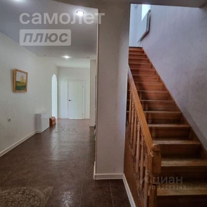 Продажа дома, 309 м², с участком 10 соток