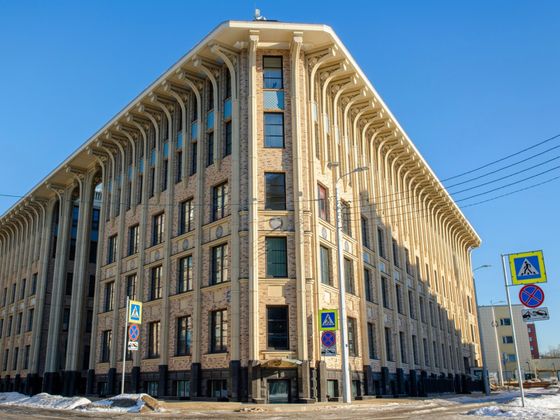 Продажа 3-комнатной квартиры 136,7 м², 2/7 этаж