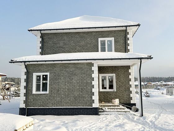 Продажа дома, 130 м², с участком 6 соток