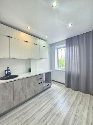 Продажа 3-комнатной квартиры 60 м², 2/10 этаж