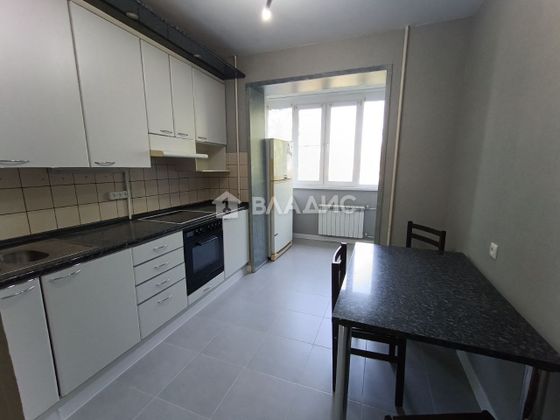 Продажа 2-комнатной квартиры 52 м², 2/5 этаж