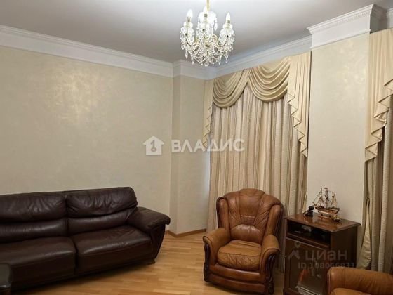 Продажа 3-комнатной квартиры 88 м², 2/8 этаж