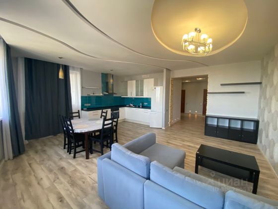 Продажа 3-комнатной квартиры 124,6 м², 19/32 этаж