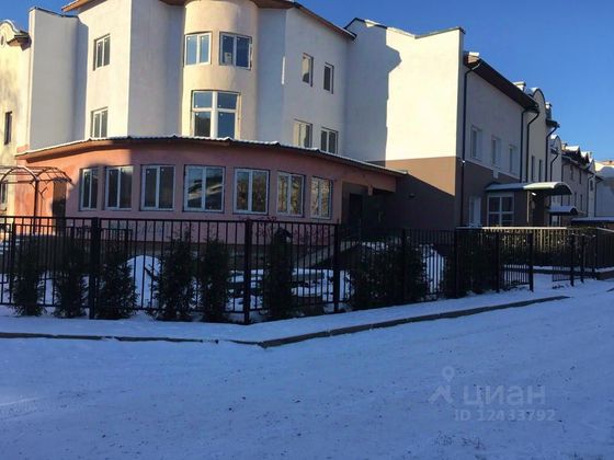 Продажа дома, 186,2 м², с участком 4 сотки