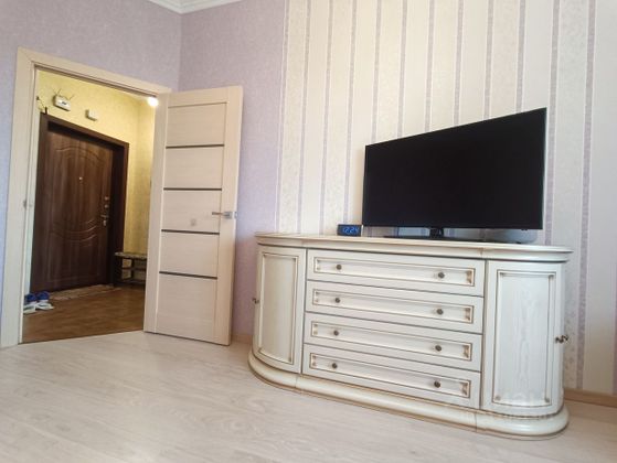 Продажа 1-комнатной квартиры 40 м², 3/24 этаж