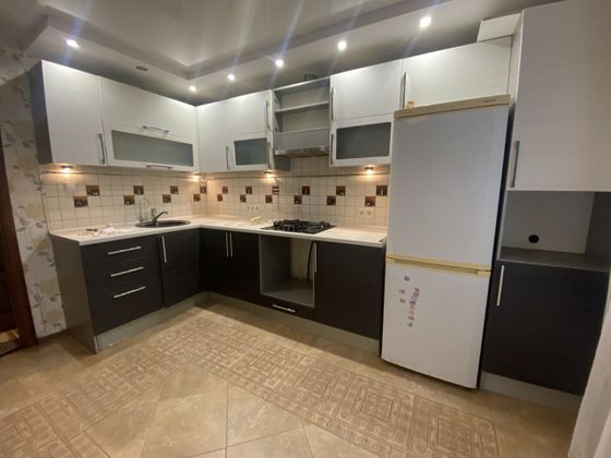 Аренда 3-комнатной квартиры 62,5 м², 2/10 этаж