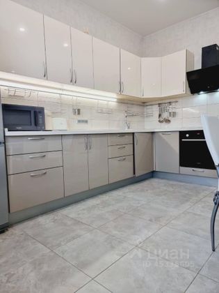 Продажа 2-комнатной квартиры 60,7 м², 4/4 этаж