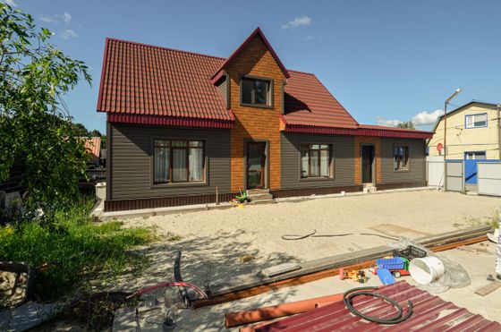 Продажа дома, 160 м², с участком 5,2 сотки