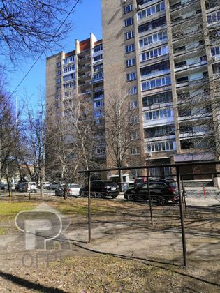 Продажа 1 комнаты, 38 м², 11/14 этаж