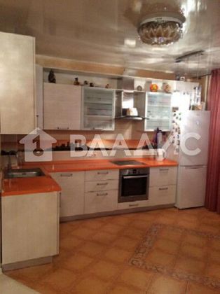 Продажа 2-комнатной квартиры 65 м², 4/8 этаж