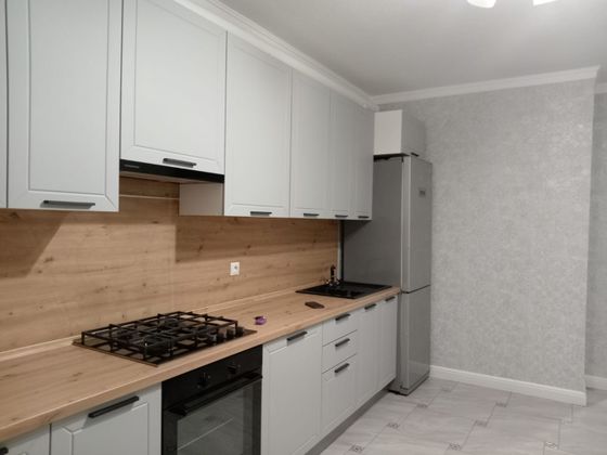 Продажа 2-комнатной квартиры 67 м², 1/5 этаж