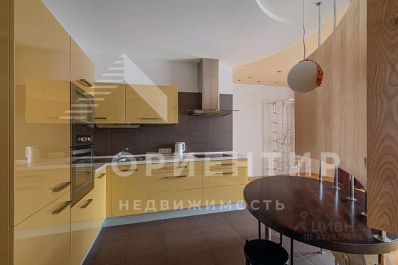 Продажа 2-комнатной квартиры 74 м², 8/8 этаж