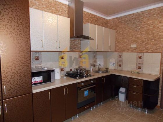 Аренда 3-комнатной квартиры 100 м², 3/9 этаж