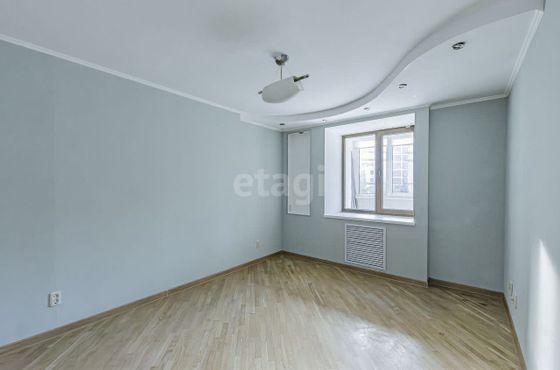 Продажа 3-комнатной квартиры 90,3 м², 2/10 этаж