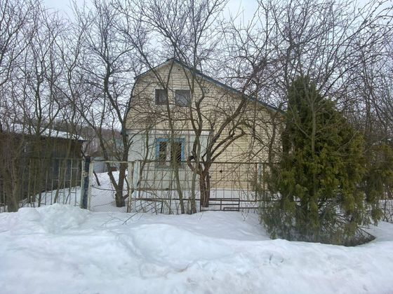 Продажа дома, 50 м², с участком 6 соток