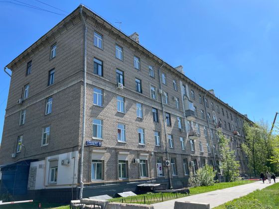 Продажа 4-комнатной квартиры 103 м², 3/5 этаж