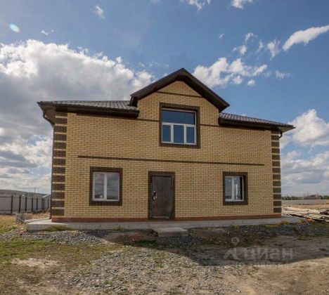 Продажа дома, 200 м², с участком 10 соток