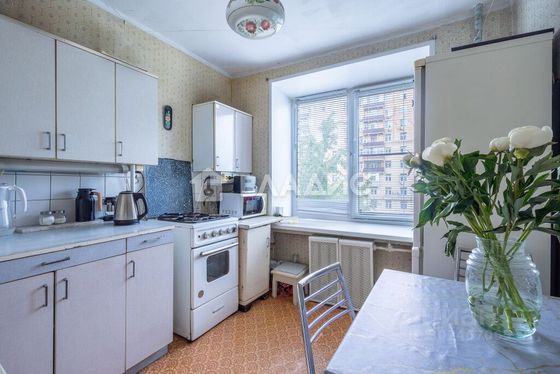 Продажа 2-комнатной квартиры 65 м², 4/12 этаж