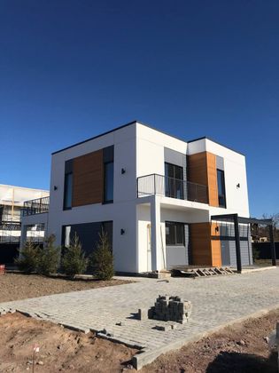 Продажа дома, 173,5 м², с участком 6 соток