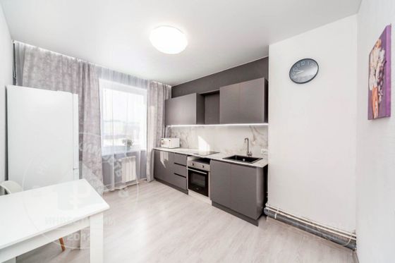 Продажа 1-комнатной квартиры 38 м², 1/4 этаж