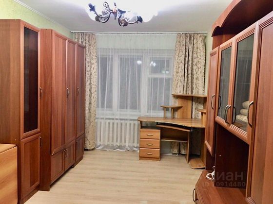 Продажа 2-комнатной квартиры 43 м², 1/5 этаж