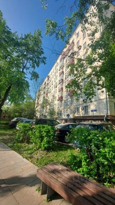 Продажа 3-комнатной квартиры 76 м², 2/8 этаж