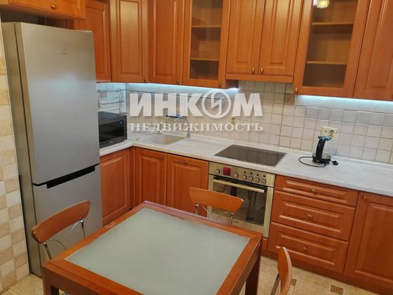 Аренда 3-комнатной квартиры 75 м², 3/17 этаж