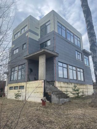 Продажа дома, 505 м², с участком 17 соток