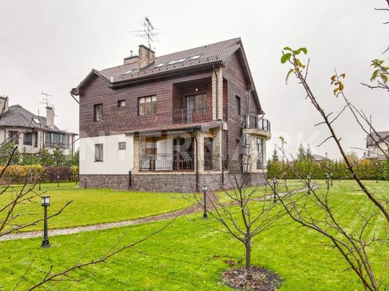 Продажа дома, 500 м², с участком 21 сотка