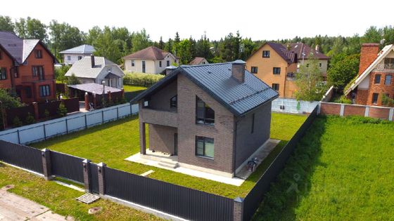 Продажа дома, 169,2 м², с участком 8 соток