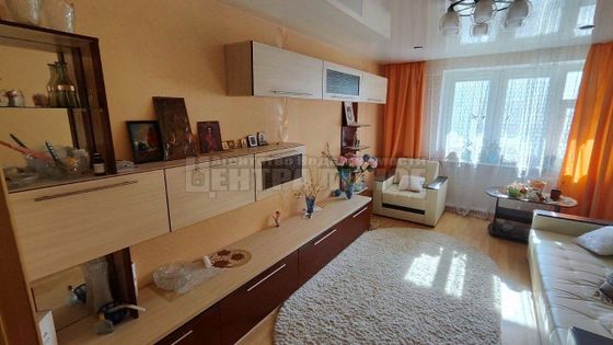 Продажа 3-комнатной квартиры 90 м², 4/10 этаж