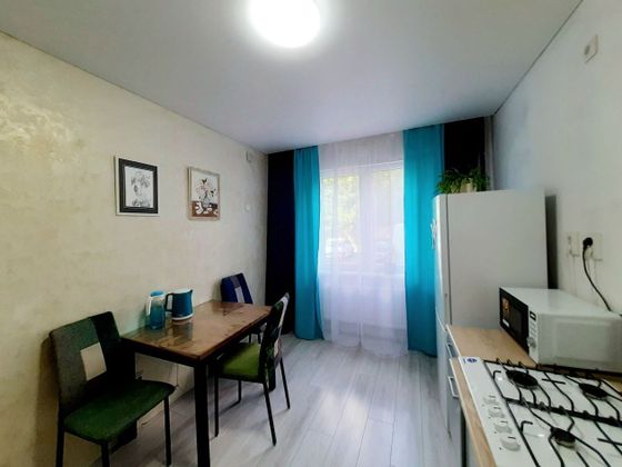 Продажа 3-комнатной квартиры 75 м², 1/9 этаж