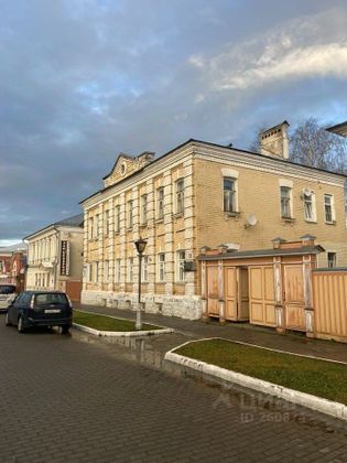 Продажа 2-комнатной квартиры 41 м², 1/2 этаж