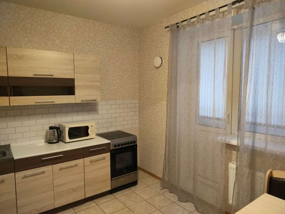 Аренда 1-комнатной квартиры 50 м², 7/9 этаж