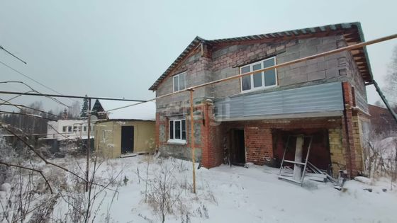 Продажа дома, 208 м², с участком 6,6 сотки