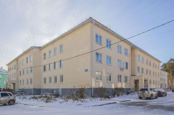 Продажа 3-комнатной квартиры 63 м², 3/3 этаж