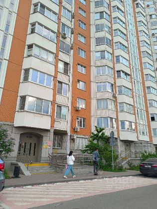 Продажа 2-комнатной квартиры 52 м², 6/18 этаж