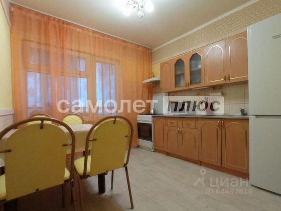 Продажа 2-комнатной квартиры 67,6 м², 3/3 этаж