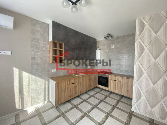 Продажа 2-комнатной квартиры 62 м², 3/8 этаж