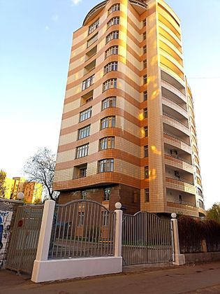 Аренда 3-комнатной квартиры 106,3 м², 1/14 этаж