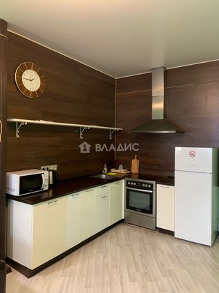 Продажа 2-комнатной квартиры 76 м², 5/9 этаж